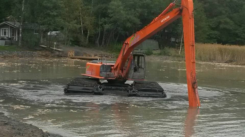 Amphibious Tracked Pontoons (Pontoon Undercarriages)